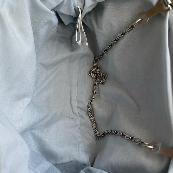 Old Navy Silver Sequined Evening Purse - Picture 3 of 3